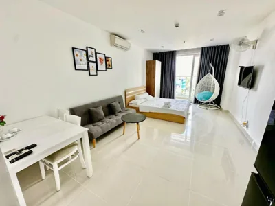 Apartamento con balcón — Teddy Apartment at Sky Center Luxury